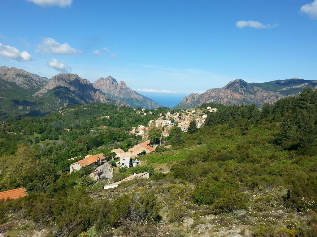 Hotel - Gites "U Pozzu" Evisa Esterno foto