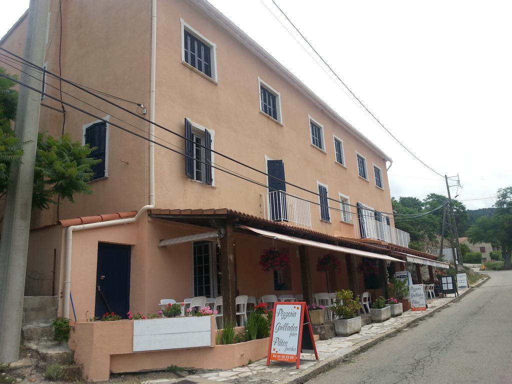 Hotel - Gites "U Pozzu" Evisa Esterno foto